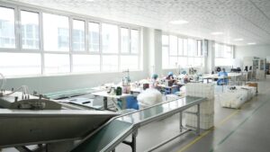 Timbangan laboratorium kosmetik untuk penakaran bahan dan pencatatan batch formulasi
